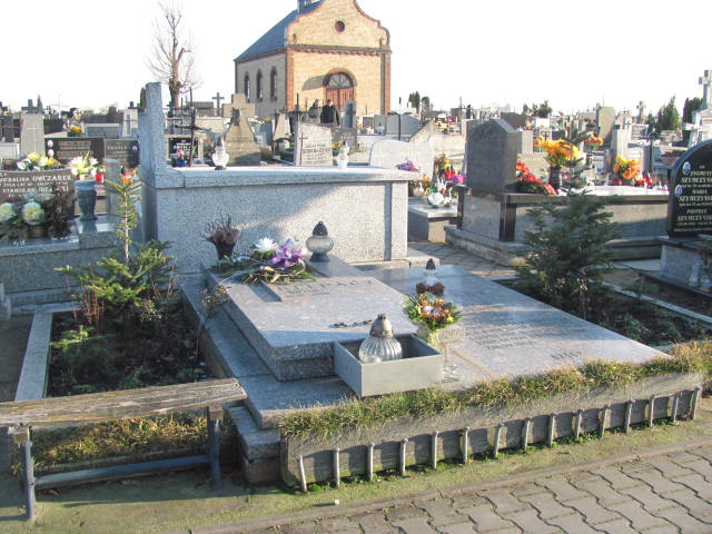 Grób Janusz Klepacz
