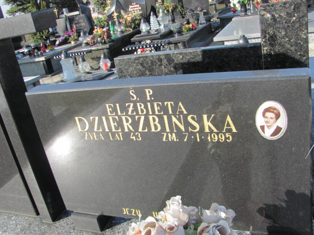 Elżbieta Dzierzbińska Kłobuck - Grobonet - Wyszukiwarka osób pochowanych