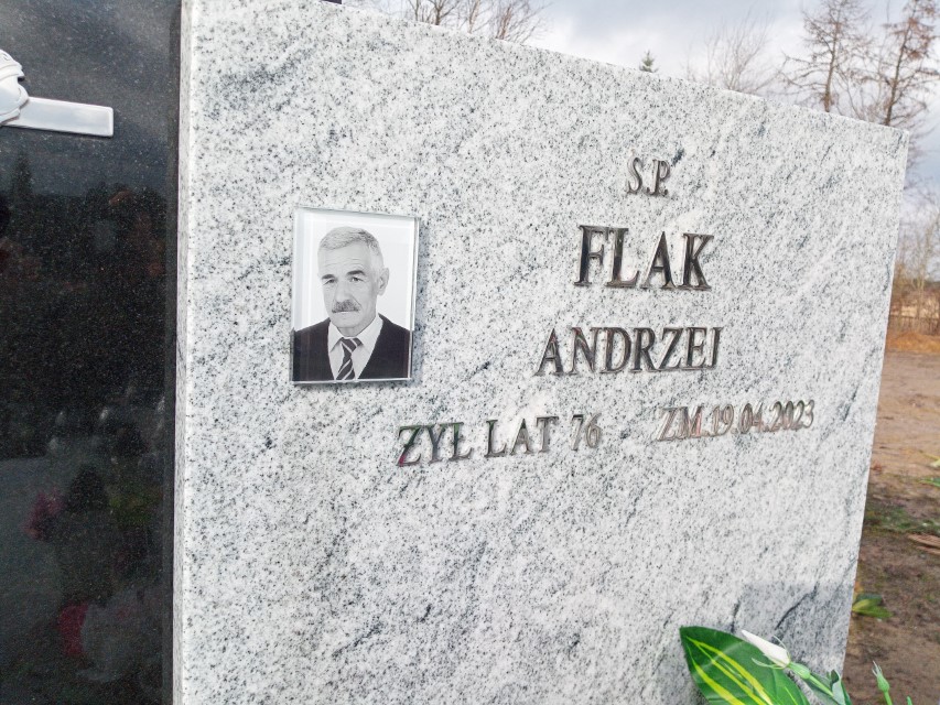 Andrzej Flak 1947 Kłobuck - Grobonet - Wyszukiwarka osób pochowanych