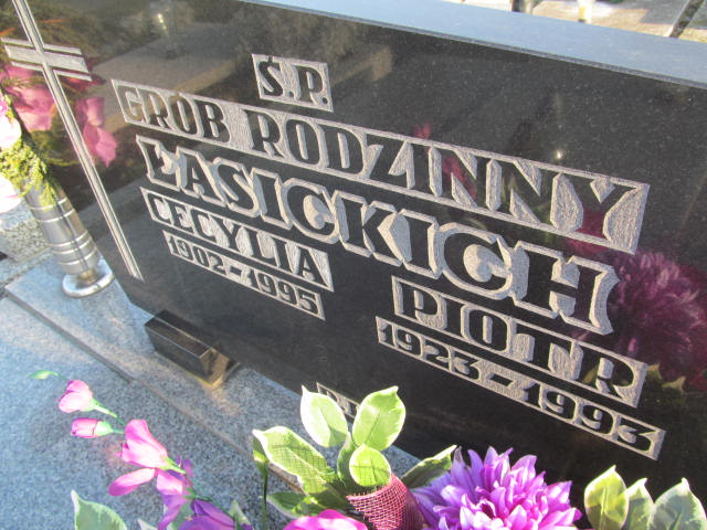 Genowefa Łasicka 2035 Kłobuck - Grobonet - Wyszukiwarka osób pochowanych